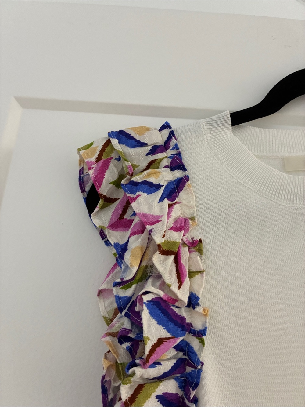 LALAVON RUFFLE SLEEVE TOP - Picture 3 of 4